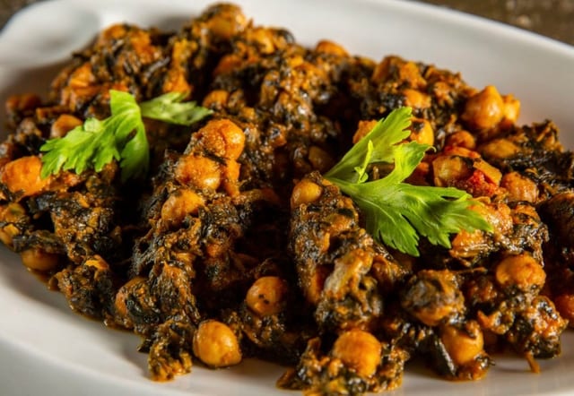 Chana Saag.